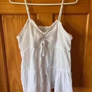 AE White Sleeveless Women's Top